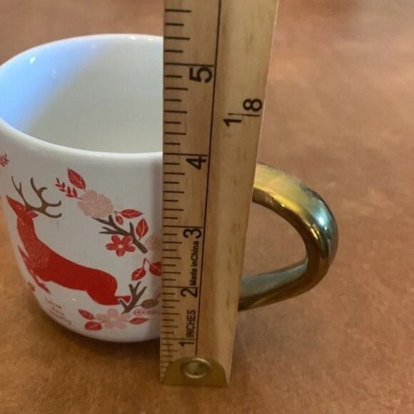 Threshold White Stoneware Mug With Red Deer & Gold Handle - Picture 6 of 7